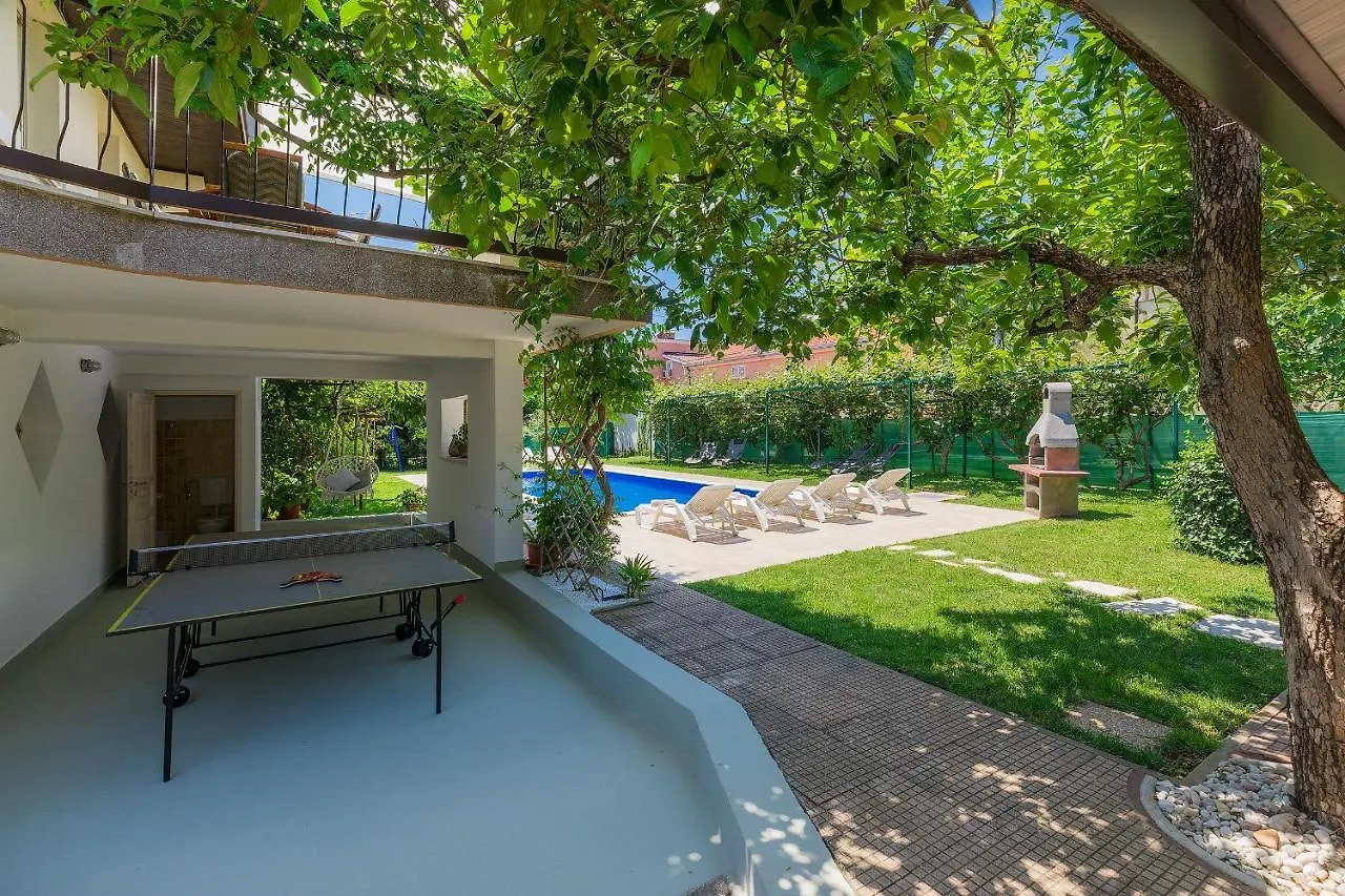Villa Toni Umag 0*,